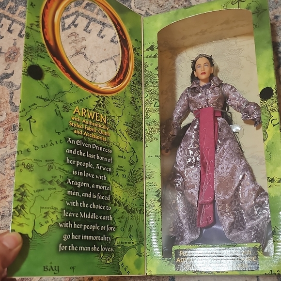 Lord of the Rings Arwen Action Figure - Special Edition - Picture 2 of 5